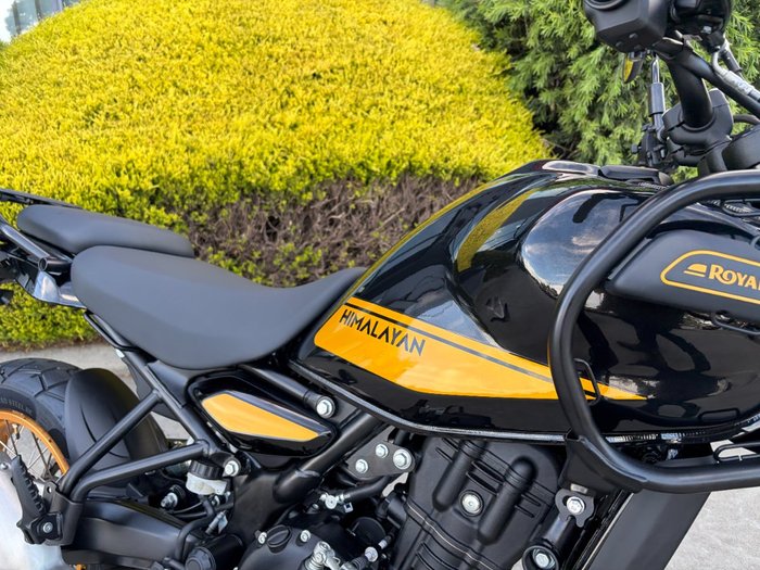 2026 Royal Enfield HIMALAYAN 450 Hanle Black