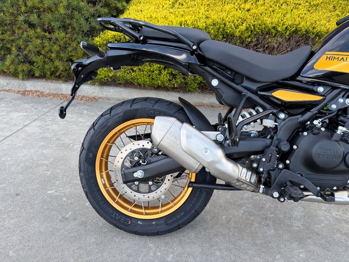 2026 Royal Enfield HIMALAYAN 450 Hanle Black