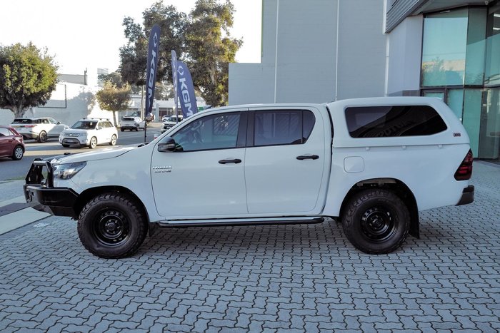 2021 Toyota Hilux SR