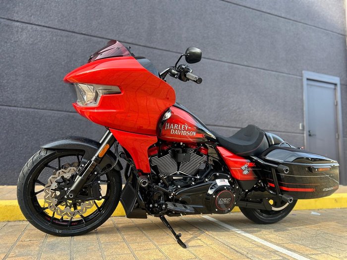 2026 Harley-Davidson CVO Road Glide ST 121 (FLTRXSTSE)