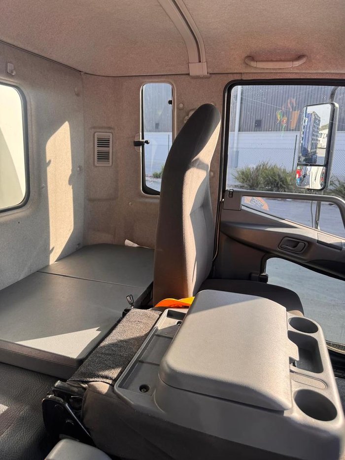 2019 Fuso Fighter 2427