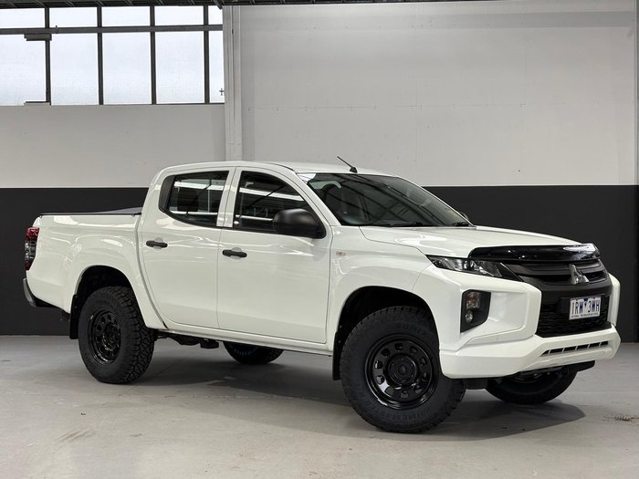 2020 Mitsubishi Triton GLX