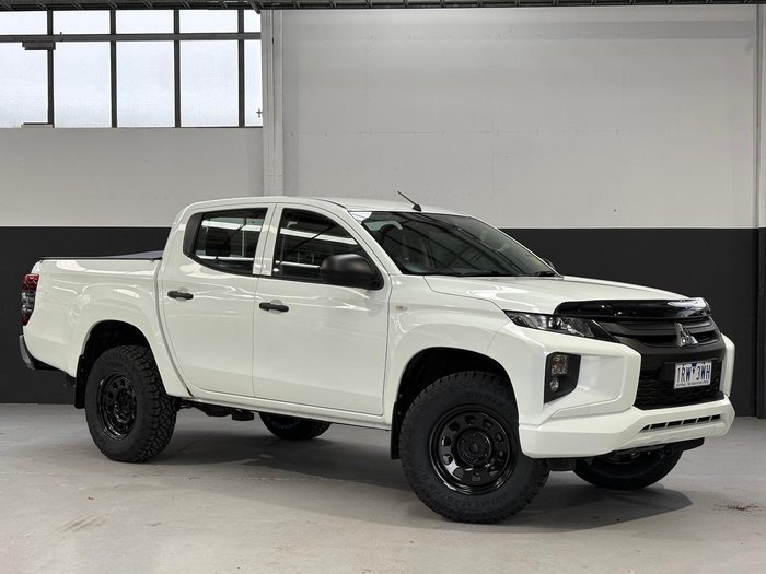 2020 Mitsubishi Triton