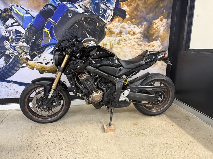 2020 Honda CB650R BLACK