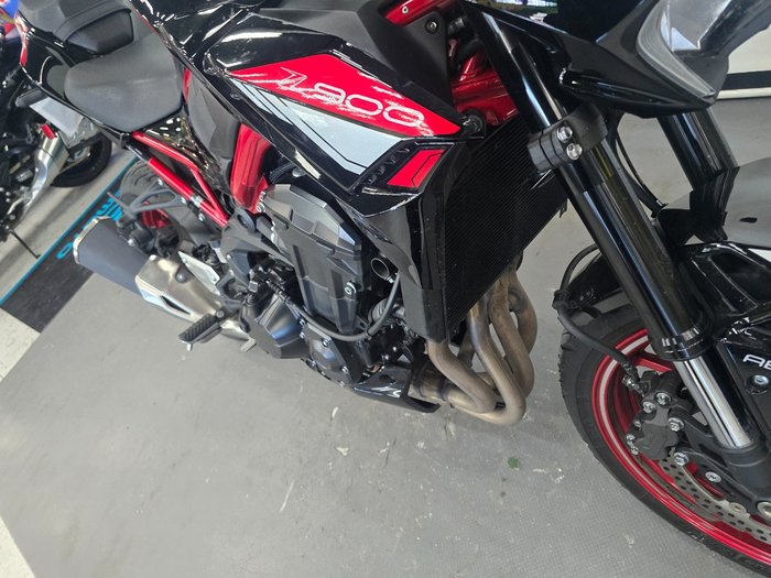2024 Kawasaki 2024 Kawasaki 900CC (Z900) Sports Red