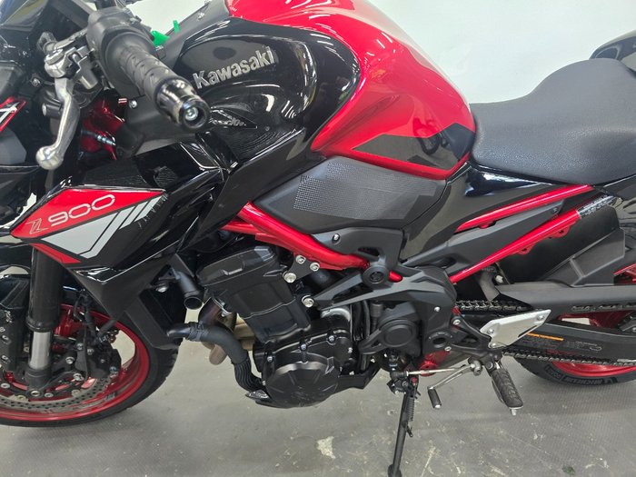 2024 Kawasaki 2024 Kawasaki 900CC (Z900) Sports Red
