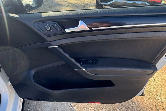 2019 Volkswagen Golf R