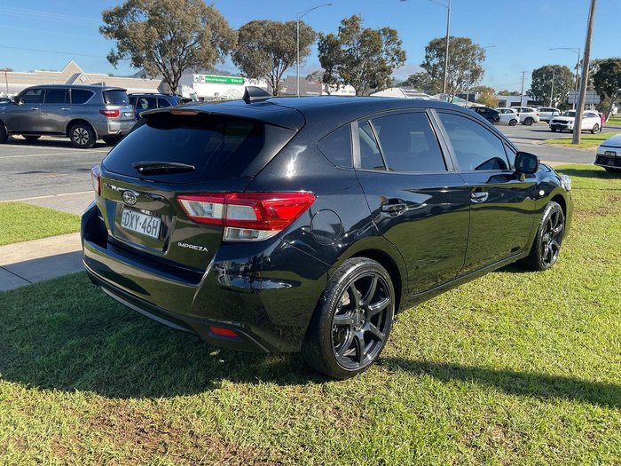 2018 Subaru Impreza 2.0i