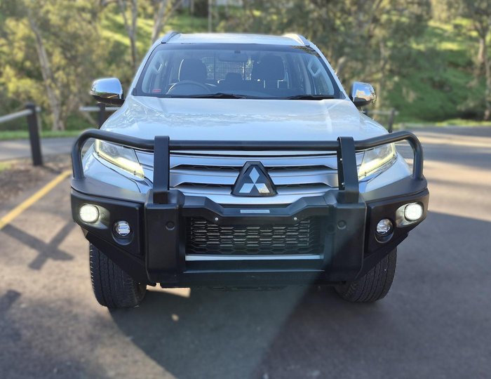 2022 Mitsubishi Pajero Sport GLX