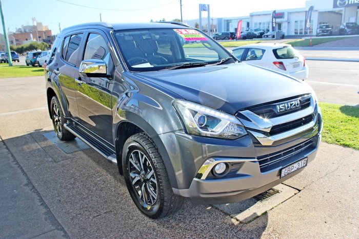 2020 Isuzu MU-X LS-T