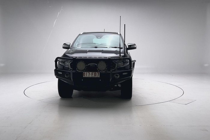 2022 Ford Everest Titanium