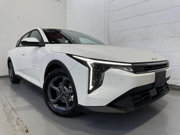 2026 Kia K4 S