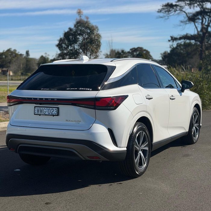 2026 Lexus RX 450h+ Luxury