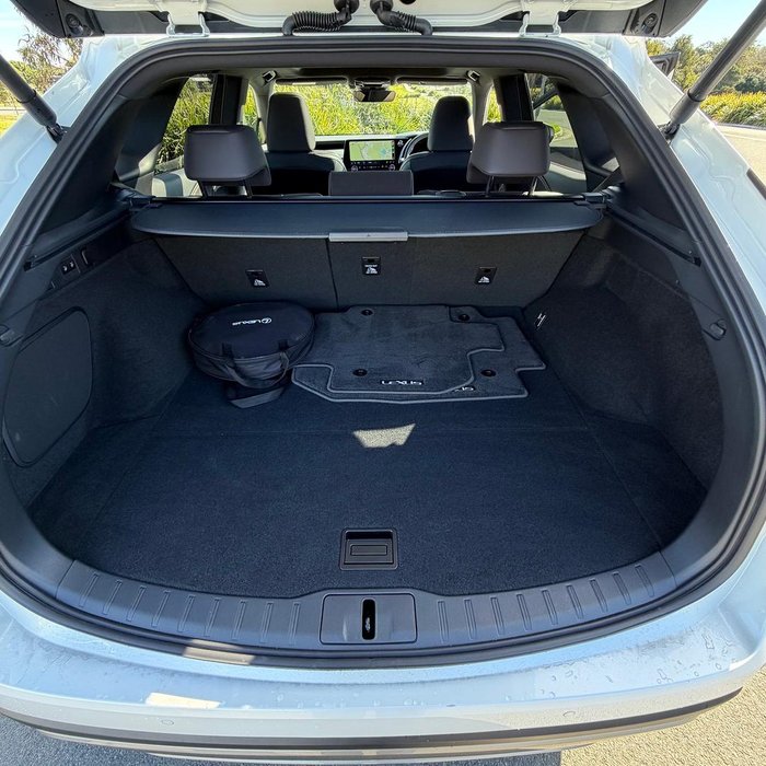 2026 Lexus RX 450h+ Luxury