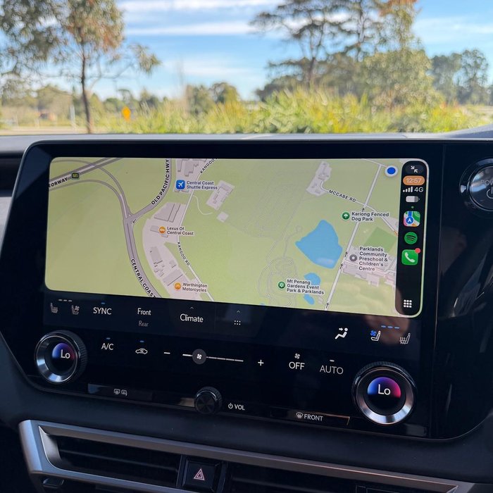 2026 Lexus RX 450h+ Luxury