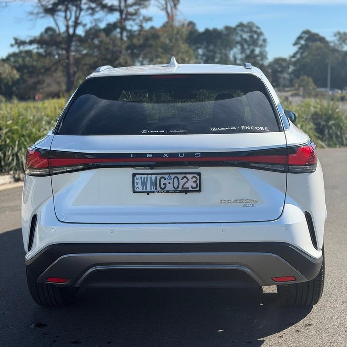 2026 Lexus RX 450h+ Luxury