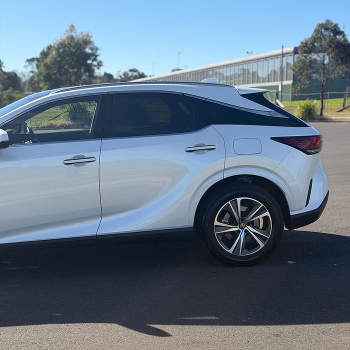 2026 Lexus RX 450h+ Luxury