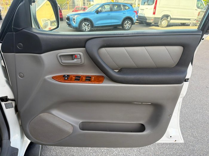 2003 Toyota Landcruiser Sahara