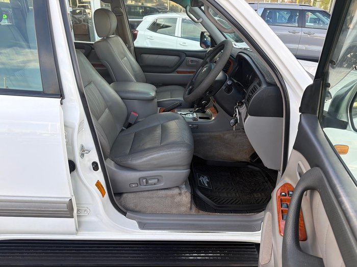 2003 Toyota Landcruiser Sahara