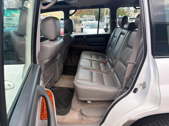 2003 Toyota Landcruiser Sahara