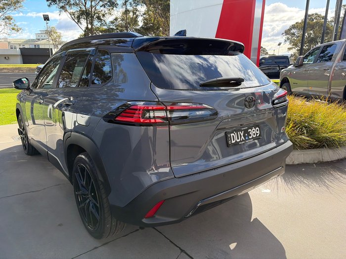 2025 Toyota Corolla Cross gr-s