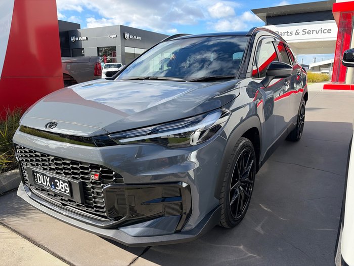 2025 Toyota Corolla Cross gr-s