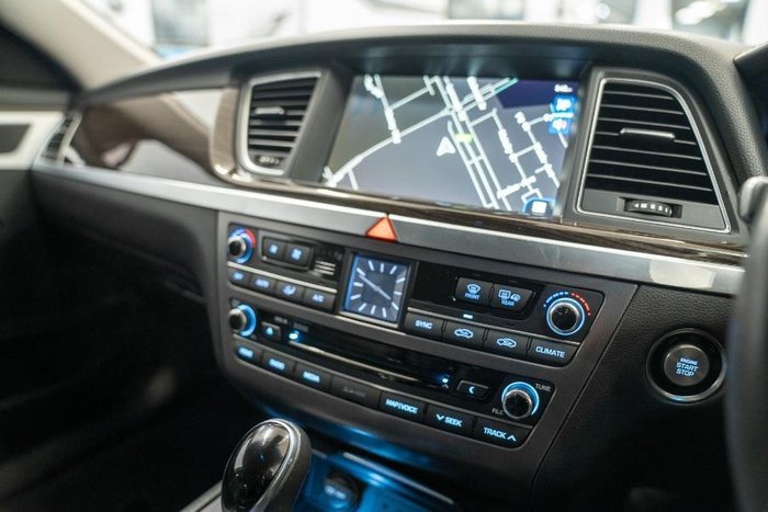 2017 Genesis G80 3.8