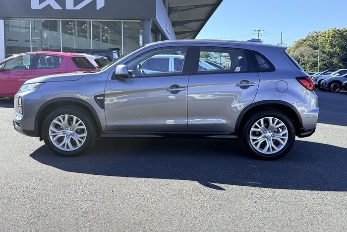 2025 Mitsubishi ASX ES