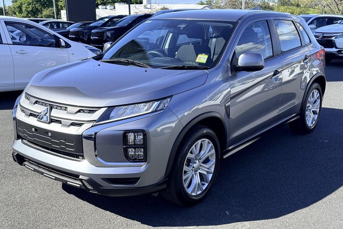 2025 Mitsubishi ASX ES