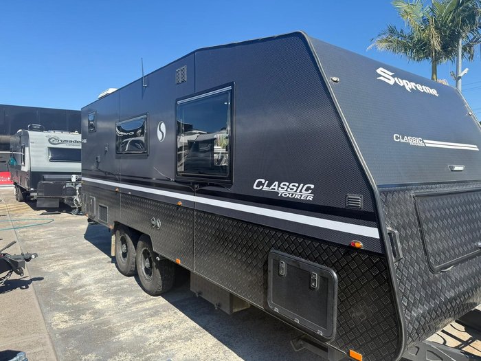 2023 Supreme Classic Tourer