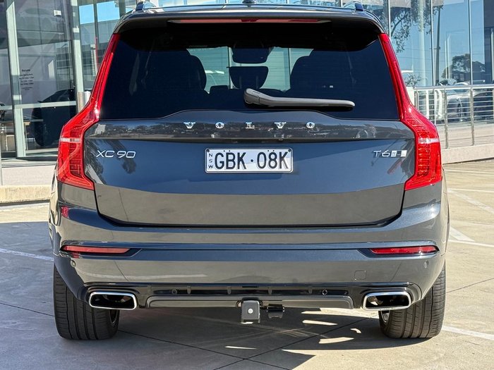 2021 Volvo XC90 T6 R-Design