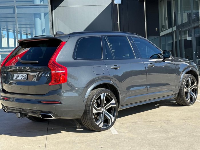 2021 Volvo XC90 T6 R-Design
