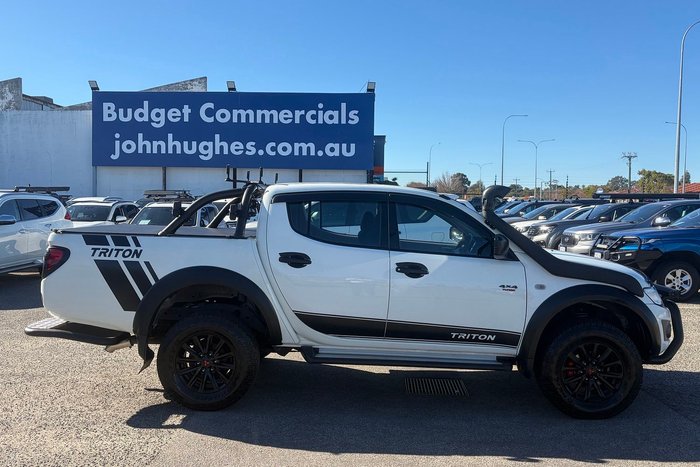 2015 Mitsubishi Triton GLX
