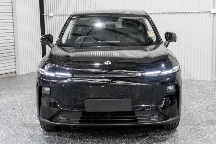 2026 Leapmotor B10 Design Hybrid EV
