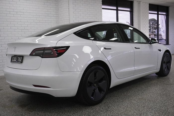 2023 Tesla Model 3 Rear-Wheel Drive