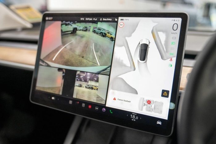2023 Tesla Model 3 Rear-Wheel Drive