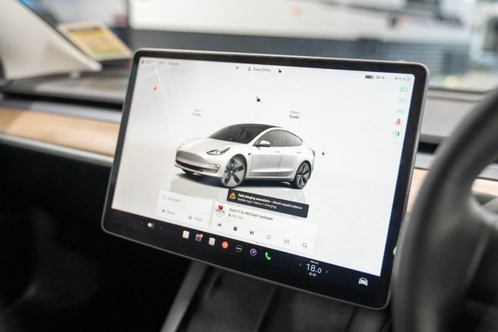 2023 Tesla Model 3 Rear-Wheel Drive