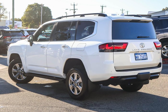 2021 Toyota Landcruiser