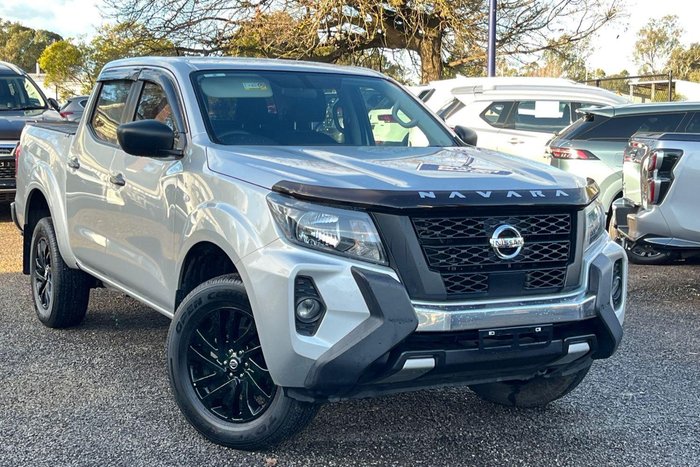 2021 Nissan Navara SL