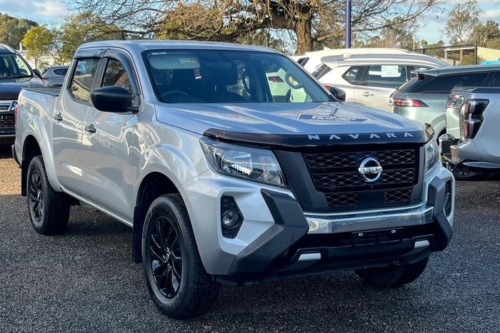 2021 Nissan Navara SL