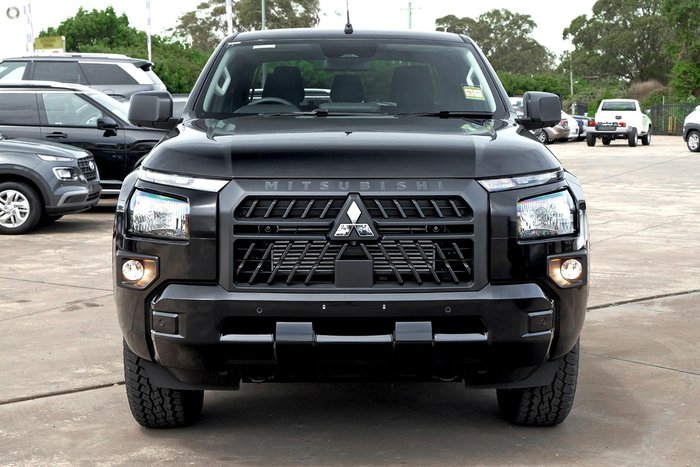2026 Mitsubishi Triton GLX+