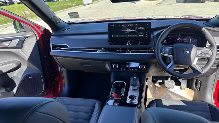 2026 Mitsubishi Outlander Black Edition