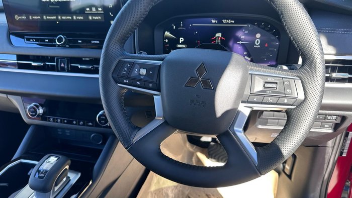 2026 Mitsubishi Outlander Black Edition