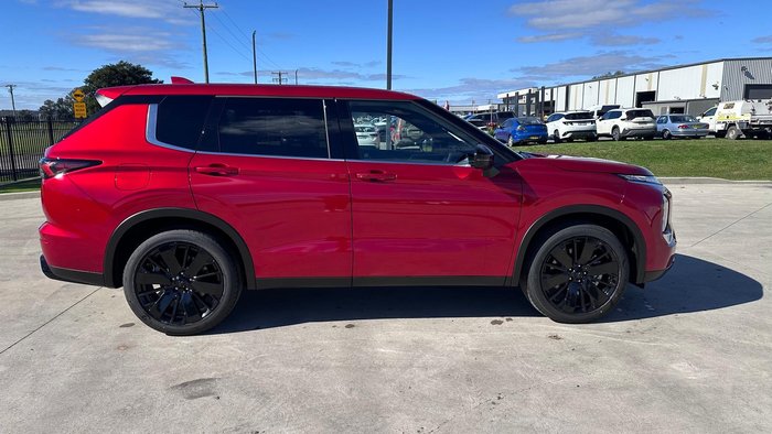 2026 Mitsubishi Outlander Black Edition