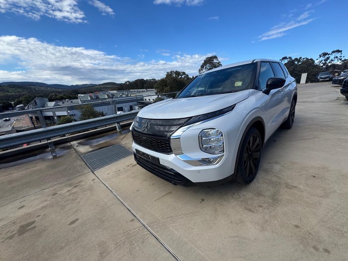 2026 Mitsubishi Outlander Black Edition
