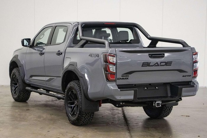 2025 Isuzu D-MAX BLADE