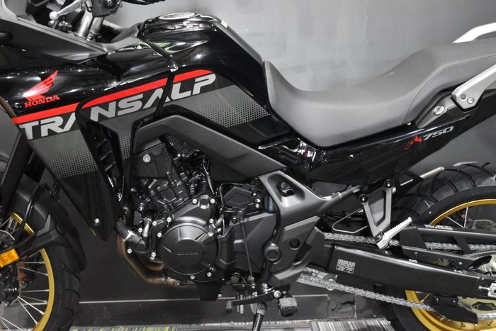 2025 Honda XL750 TRANSALP Black