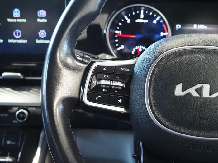 2022 Kia Carnival Si