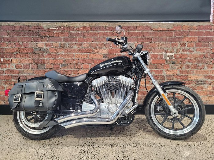 Harley-Davidson SuperLow 883 (XL883L) Sportster