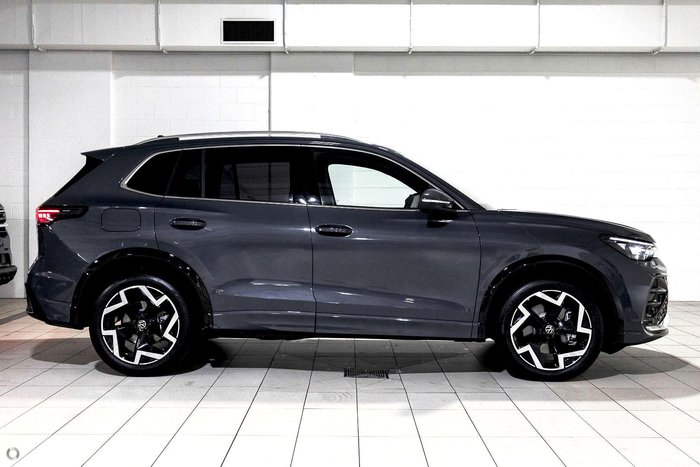 2025 Volkswagen Tiguan 150TSI R-Line